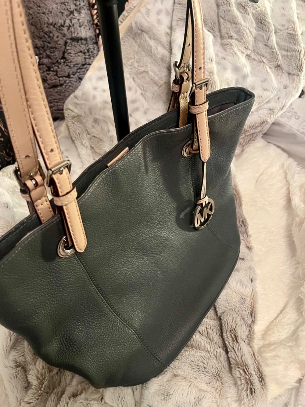 Michael Kors Jet Set bah Dark Gray/Green - Picture 6 of 13